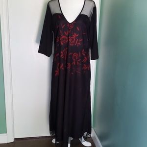 V-neck flower print dress w/black sheer